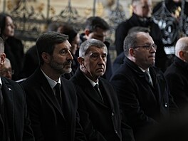 P�edseda hnutí ANO Andrej Babi�, vedle n�j ministr zem�d�lství Marek Výborný....