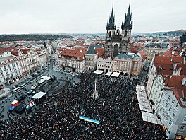 esko si pipomíná výroí sametové revoluce. Na Staromstském námstí probíhá...