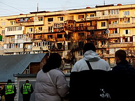 Ruský raketový a dronový útok na Kyjev (14. listopadu 2025)