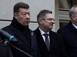 Tomio Okamura jako p�edseda Sn�movny se zú�astnil pietního aktu u Hlávkovy...