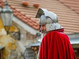 Otevírání svatomartinským vín a p�íjezd sv. Martina na bílém koni v �eském...