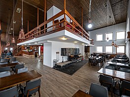 Restaurace na Labské boud� v Krkono�ích (11. listopadu 2025)