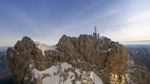 Vrcholov� k�� na nejvy��� n�meck� ho�e Zugspitze (11. listopadu 2025)