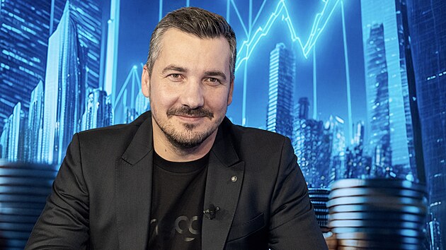 Hostem po�adu Kulat� st�l na t�ma Investice 2026 je mimo j�n� Ji�� Tyle�ek, hlavn� analytik XTB. (10. listopadu 2025)