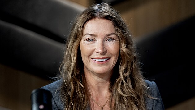 Hostem po�adu Rozst�el je zakladatelka institutu Solvo Ivana Tyka�. Moder�torem je Vladim�r Vok�l.