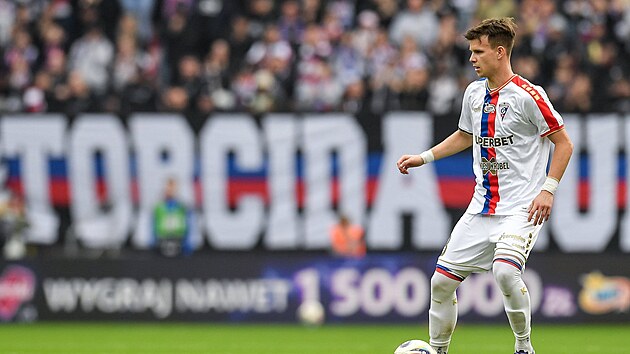 Patrik Hellebrand v dresu polsk�ho G�rniku Zabrze.
