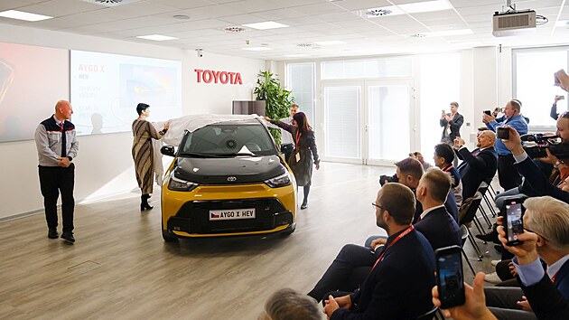 Zah�jen� v�roby nov� hybridn� Toyoty Aygo X v Kol�n�