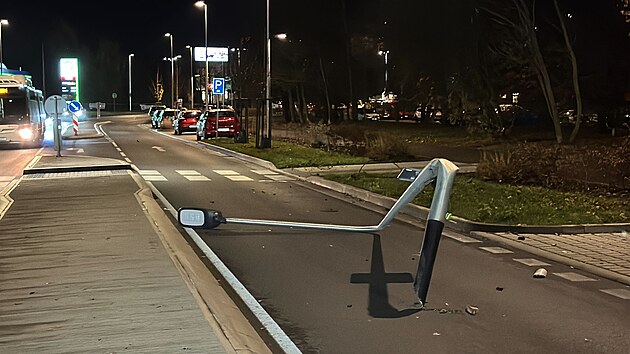 Nehoda v Kladn� Kro�ehlavech. (10. listopadu 2025)