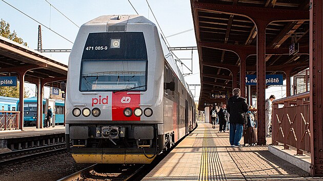 MHD v Praze a Středočeském kraji od ledna 2026 zdraží až o třicet procent