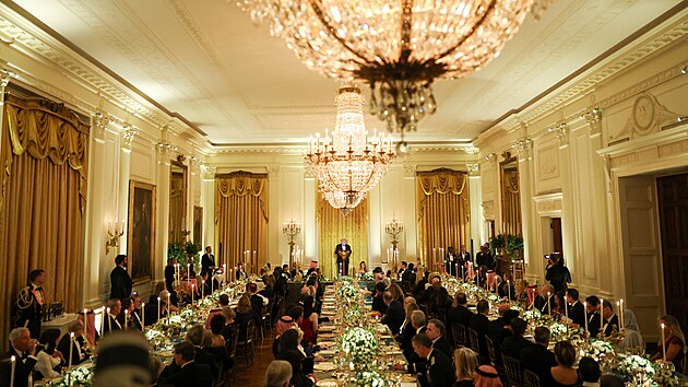 Americk� prezident Donald Trump uspo��dal pro sa�dskoarabsk�ho korunn�ho prince Muhammada bin Salm�na. (18. listopadu 2025)