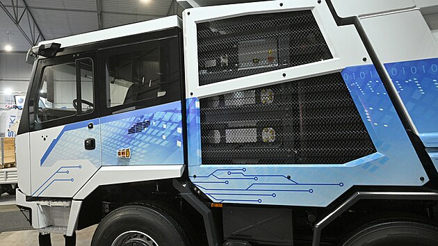 Tatra Force e-Drive BEV 8×8