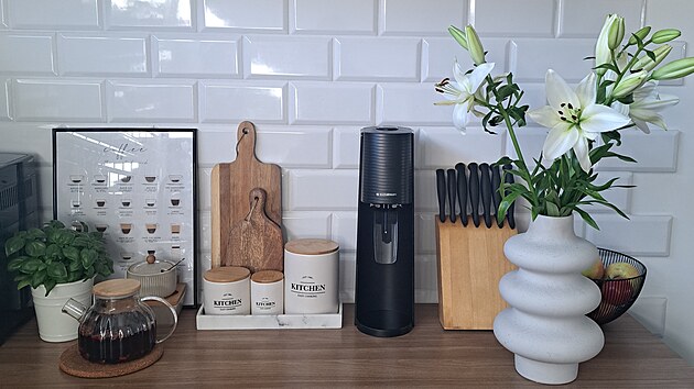 V kuchyni m� v�e svoje m�sto. 