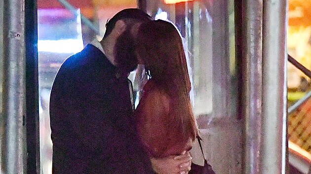 Emily Ratajkowski a Romain Gavras (listopad 2025)