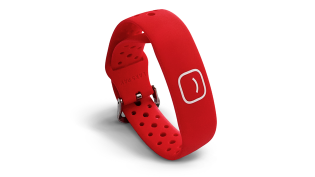 Platebn� n�ramek od Komer�n� banky je chytr� d�rek, kter� nau�� d�ti hospoda�it...