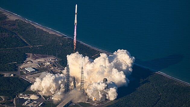 Start rakety New Glenn s marsovsk�mi sondami Escapade