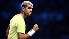 Carlos Alcaraz se raduje ze zisku výmny na Turnaji mistr.