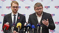 Tisková konference poslaneckého klubu TOP 09. Na snímku (zleva) p�edseda TOP 09...