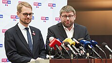 Tisková konference poslaneckého klubu TOP 09. Na snímku (zleva) p�edseda TOP 09...