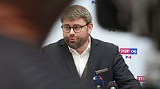 Tisková konference poslaneckého klubu TOP 09. Na snímku Jan Jakob. (11....