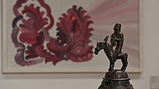 Na výstav� jsou vid�ní také exponáty z afrického um�ní.