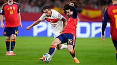 �pan�l Cucurela bojuje o mí� s Kahvecim z Turecka.