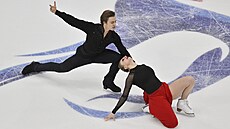 Kate�ina a Daniel Mrázkovi ve volném tanci na Americké brusli