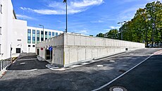 Parkovací d�m u DK Poklad