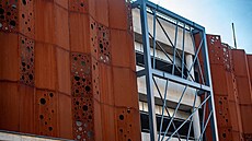 Parkovací d�m u MNO