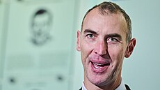 Bývalý slovenský obránce Zdeno Chára p�i uvedení do proslulé Hockey Hall of...