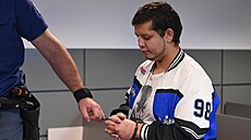 P�ed olomouckým krajským soudem stanul �ty�iadvacetiletý Karel Mazá� podez�elý...