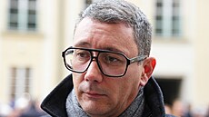 Bývalý prezident Milo� Zeman ve své kancelá�i v pra�ských Dejvicích.