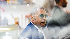 V kauze Dozimetr vypovídá mo�ná nejd�le�it�j�í sv�dek, bývalý obchodní �editel...