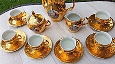 Cenná ajová souprava, kterou odcizil zlodj v Ostrav. Policisté nyní po tomto...