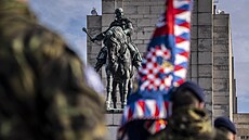 �esko si p�ipomíná Den vále�ných veterán�. Sou�ástí je i tradi�ní pietní akt na...