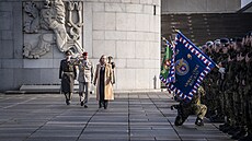 �esko si p�ipomíná Den vále�ných veterán�. Sou�ástí je i tradi�ní pietní akt na...