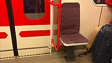 Sezení posunuté o 90 stup�� hodn� cestujících kvituje. Nejde ho ale zavést u...