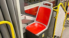 Místo na za�átku zadní �ásti tramvaje je také oblíbené.