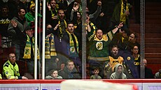 Pond�lní vypjatý zápas mezi jihlavskou Duklou a Vsetínem sledovala vyprodaná...