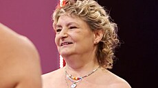 Uklízeka Jana z Mostu se v 57 letech neváhala svléknout v Naked Attraction...