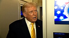 Ticho, prasátko, �ekl Trump noviná�ce na otázky o Epsteinovi