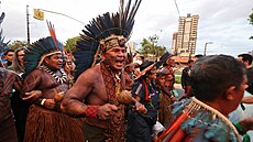 Desítky domorodých aktivist násiln vnikly do areálu klimatické konference...