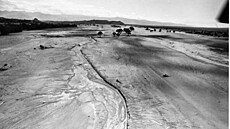 Mo�e bahna pokrývá kdysi úrodnou zem�d�lskou p�du poblí� Armera. (17. listopadu...