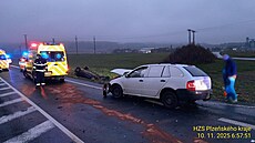 Na novém obchvatu nedaleko Rokycan havarovala v pond�lí ráno dv� vozidla....