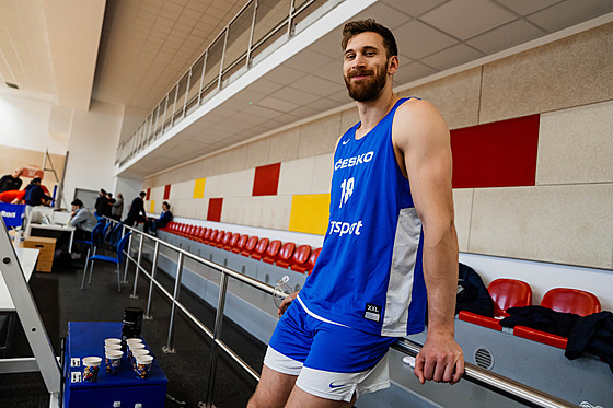 James Kárník na tréninku �eské reprezentace v Pod�bradech.