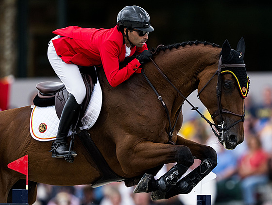 Abdel Saíd v sedle Bonne Amie.