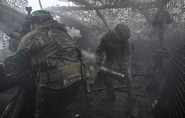 Pokrovsk padl do rukou Ruska, hlásili Putinovi. Ukrajina to odmítá