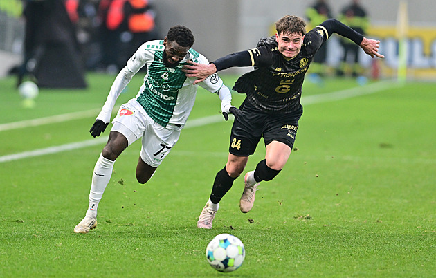 Alégué, Hradec hayranlarını ırkçılıkla suçladı