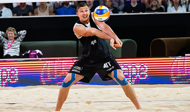 Schweiner a Trousil podlehli Australanům, na písku v Číně skončili devátí Schweiner a Trousil podlehli Australanům, na písku v Číně skončili devátí
