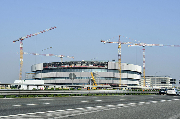 Italský boj o čas. Aréna pro OH stále připomíná staveniště, NHL je nervózní