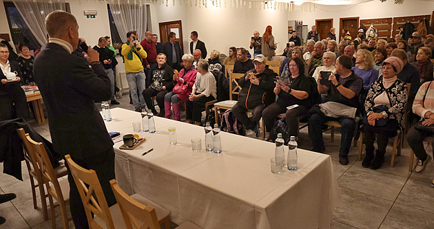 Babiš ve Frýdku-Místku líčil plány příští vlády, prezidenta však komentovat odmítl